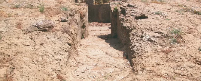 MAEC Parco diffuso la tomba di Mezzavia