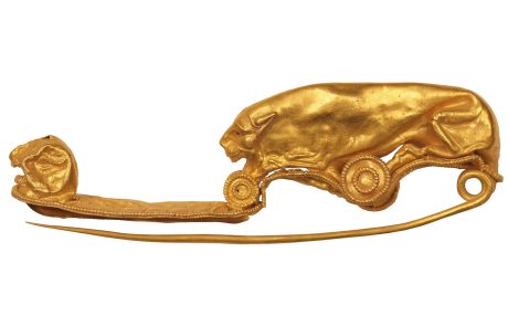 MAEC Area archeologica del Sodo tomba 1, fibula in oro